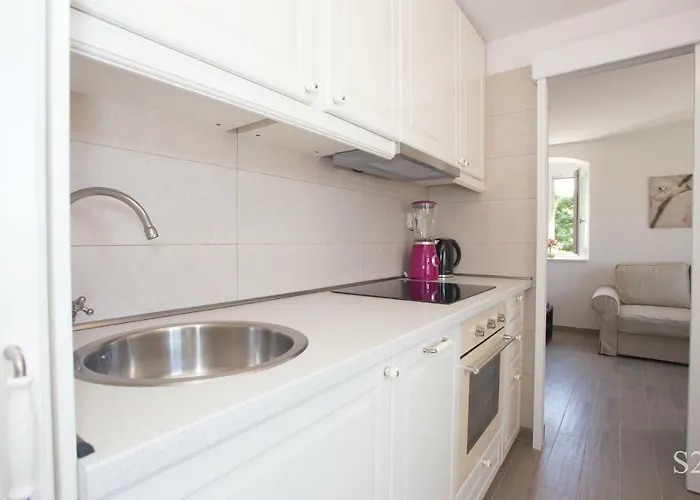 Morus Alba Apartmán Split