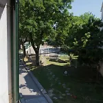 Morus Alba Apartment